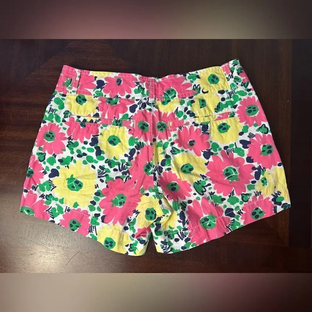 Lilly Pulitzer Doodlebug Daisy Shorts - Size 2
